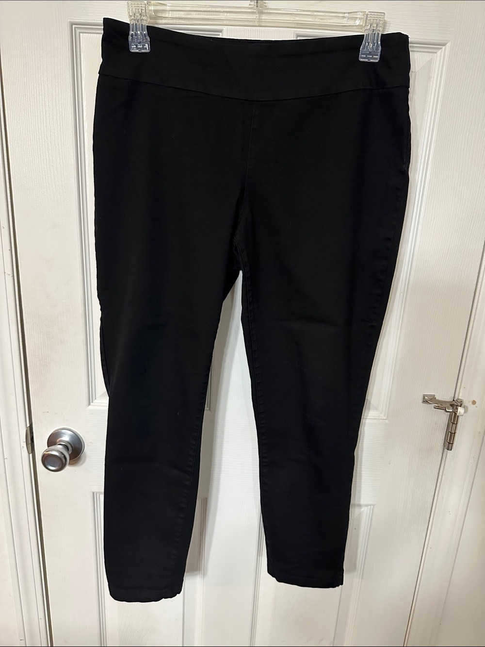 Cato Black Capri Pants